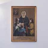 ...e un ritratto della Beata Maria De Mattias del 1915 firmate dal decoratore barese Michele Montrone